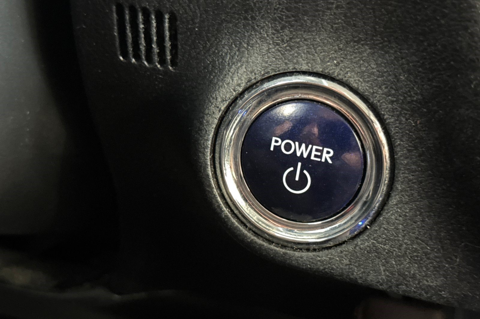 Used 2017 Lexus RX 450h AWD w/ Cold Weather Package image 29