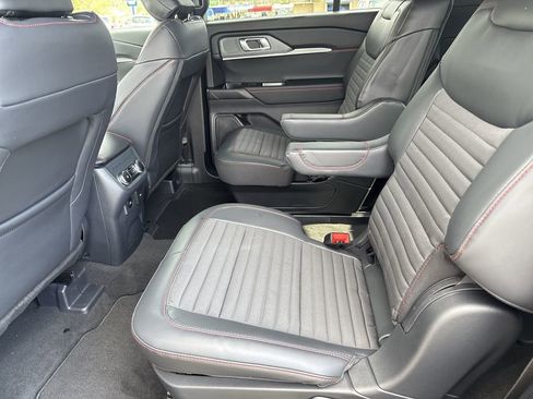 New 2026 Ford Explorer ST-Line AWD/4WD image 30