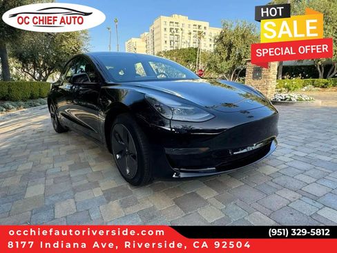Used 2021 Tesla Model 3 Standard Range Plus RWD image 1