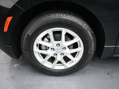 Used 2024 Chevrolet Equinox LT image 24