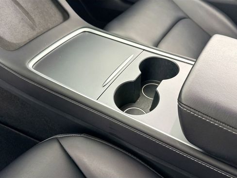 Used 2022 Tesla Model 3 Long Range image 19