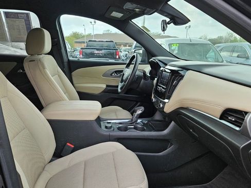 Used 2023 Chevrolet Traverse LS w/ LPO, Cargo Package AWD/4WD image 2
