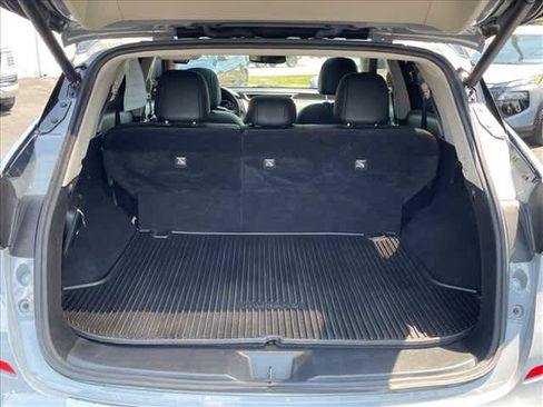 Certified 2023 Nissan Murano Platinum w/ Cargo Package FWD image 5