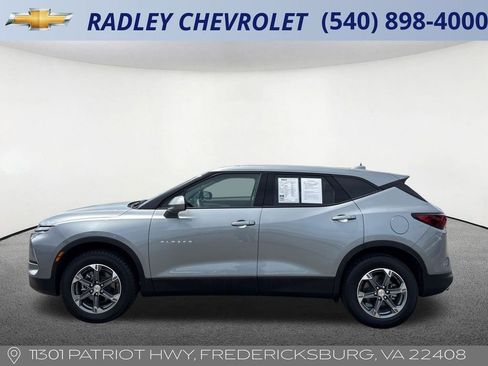 Used 2025 Chevrolet Blazer LT AWD/4WD image 16