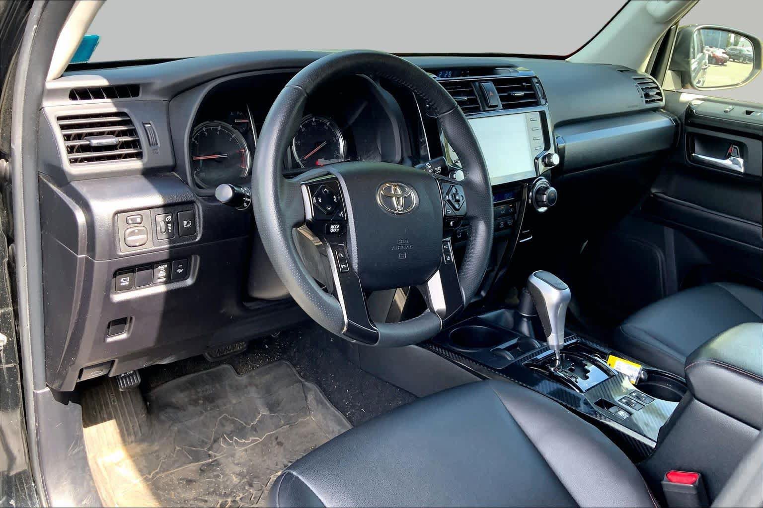 Used 2022 Toyota 4Runner TRD Pro AWD/4WD image 18