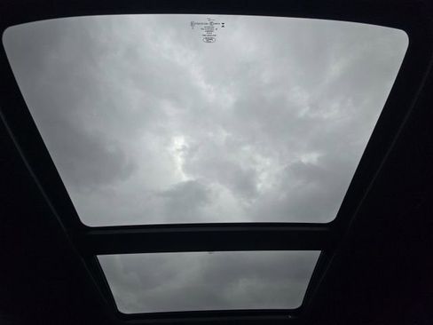 Used 2025 Ford Explorer ST image 43