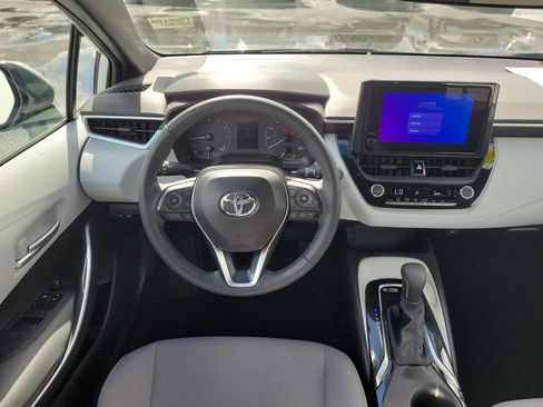 Used 2024 Toyota Corolla SE image 16