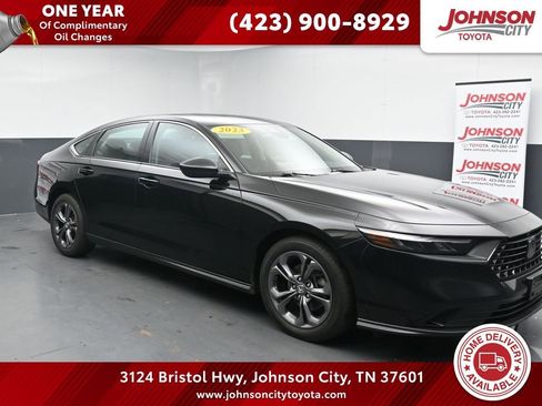 Used 2023 Honda Accord EX image 1