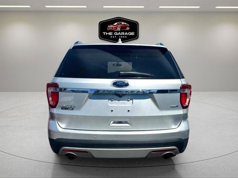 Used 2017 Ford Explorer Limited AWD/4WD image 4