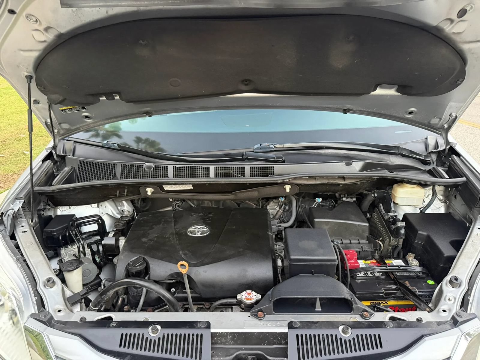 Used 2017 Toyota Sienna LE FWD image 33