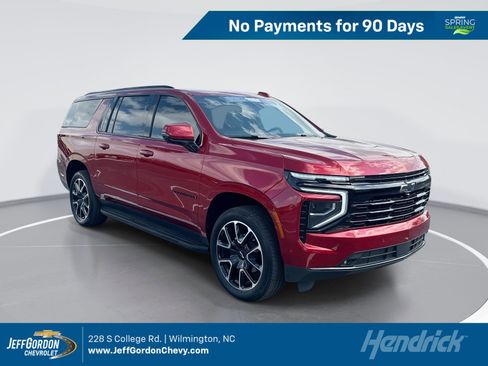 Used 2025 Chevrolet Suburban RST w/ Comfort Package image 1