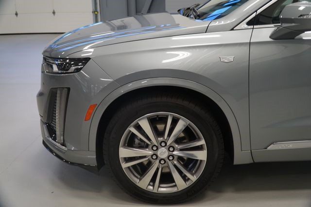 Certified 2024 Cadillac XT6 Premium Luxury AWD/4WD image 12