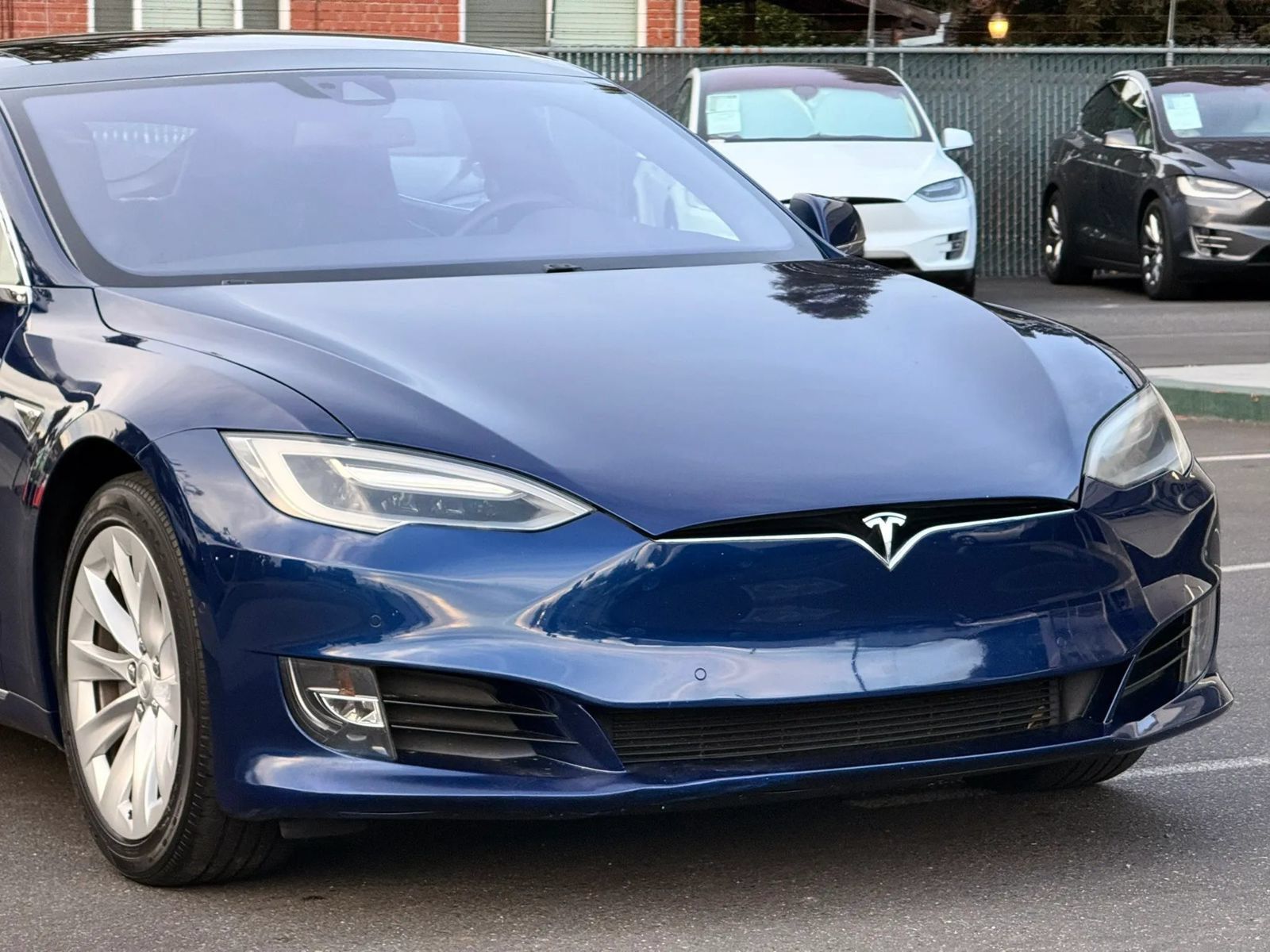 Used 2016 Tesla Model S 75 RWD image 7