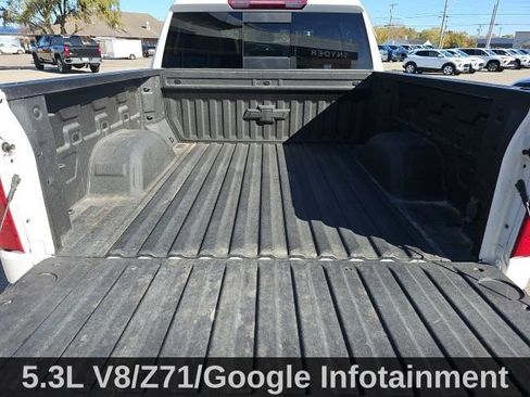 Used 2022 Chevrolet Silverado 1500 LT AWD/4WD image 34