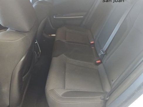 Used 2016 Dodge Charger SXT image 23