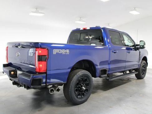 New 2026 Ford F250 Lariat w/ Black Appearance Package AWD/4WD image 8