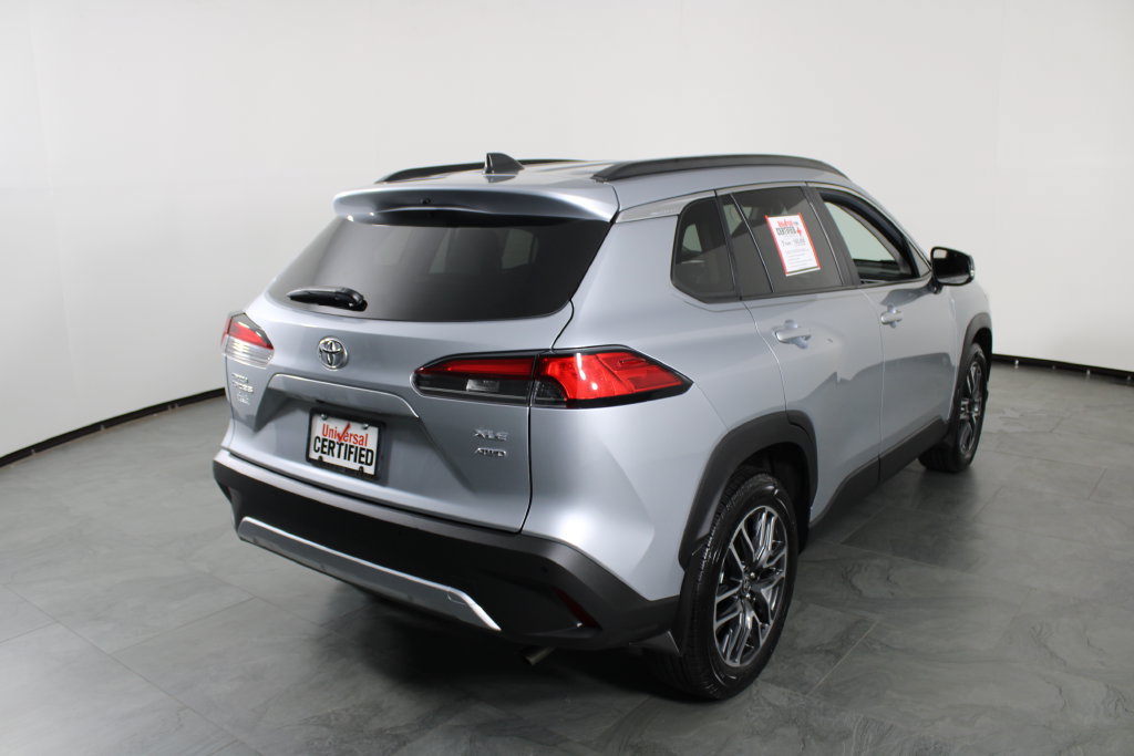 Used 2026 Toyota Corolla Cross XLE AWD/4WD image 3
