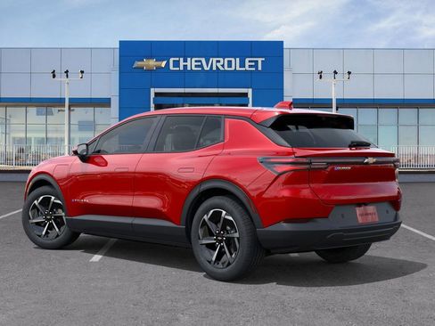 New 2026 Chevrolet Equinox EV LT FWD image 3