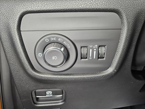 New 2026 Jeep Grand Cherokee L Limited AWD/4WD image 13