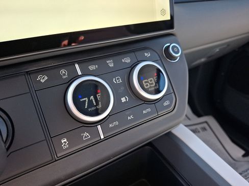 New 2026 Land Rover Defender 110 S image 14