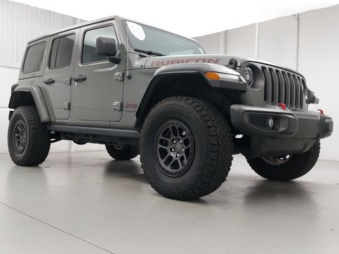 Used 2022 Jeep Wrangler Unlimited Rubicon w/ Xtreme Recon 35" Tire Package AWD/4WD image 9