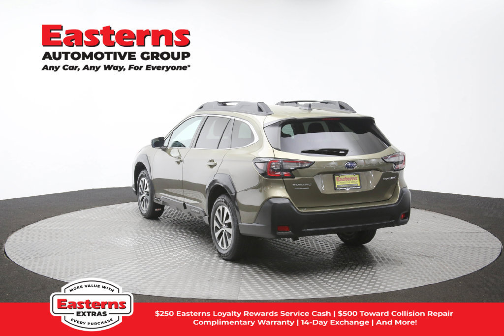 Used 2024 Subaru Outback Premium AWD/4WD image 60