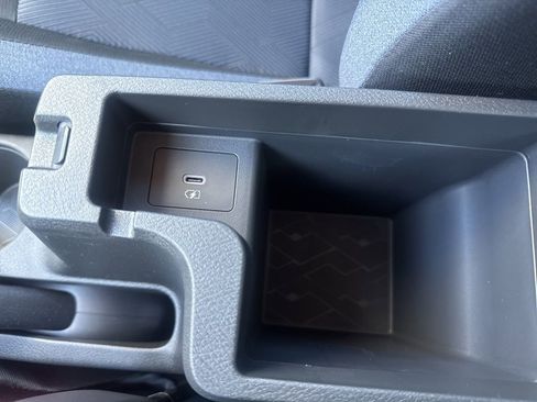 New 2025 Nissan Versa SV w/ Trunk Package image 9