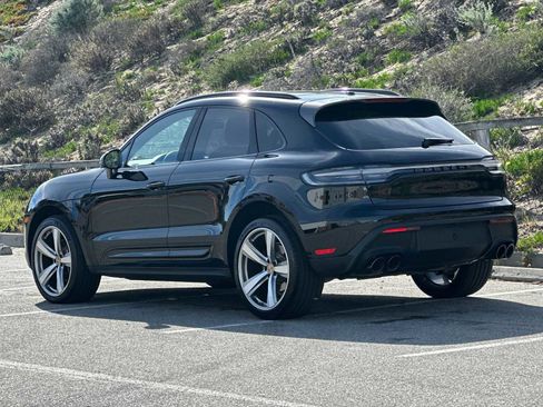 Used 2025 Porsche Macan Turbo image 3
