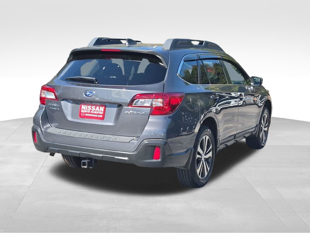 Used 2018 Subaru Outback 2.5i Limited AWD/4WD image 7