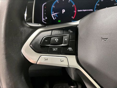 Used 2025 Volkswagen Jetta SEL image 24