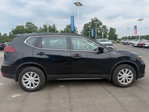 Used 2020 Nissan Rogue S AWD/4WD image 6