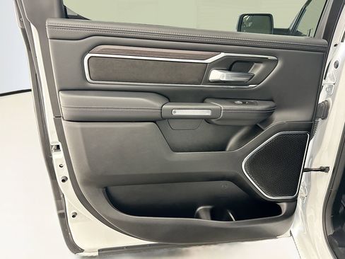 Used 2025 RAM 1500 Laramie image 27
