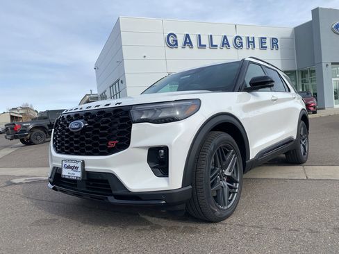 New 2026 Ford Explorer ST image 14