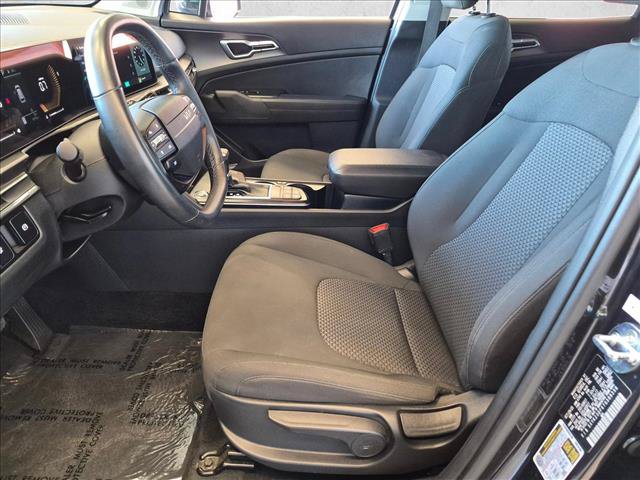 Used 2026 Kia Sportage LX FWD image 21