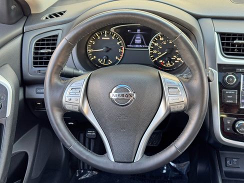 Used 2018 Nissan Altima 2.5 SV w/ 2.5 SV Technology Package FWD image 20
