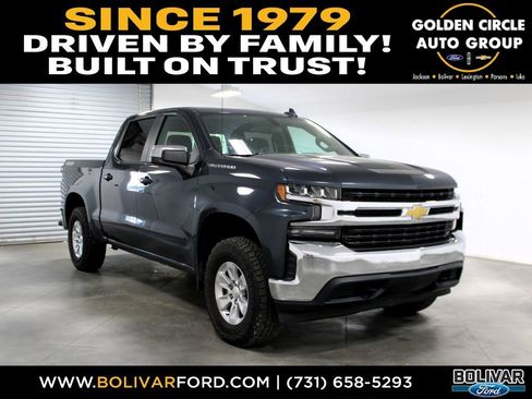 Used 2020 Chevrolet Silverado 1500 LT AWD/4WD image 1