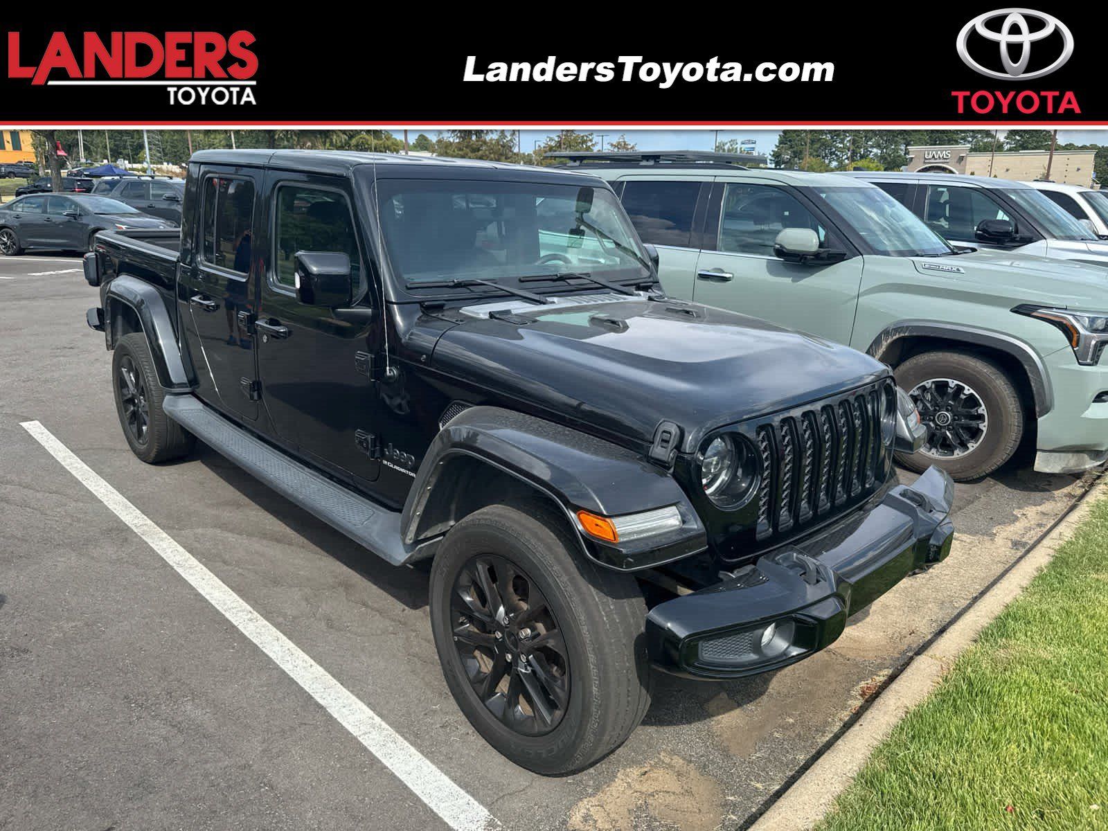 Used 2023 Jeep Gladiator Overland AWD/4WD image 1