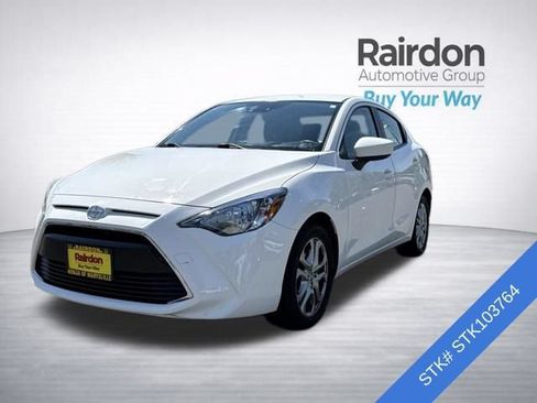 Used 2016 Scion iA FWD image 3