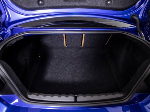 Used 2024 BMW 230i 230i w/ M Sport Package image 9