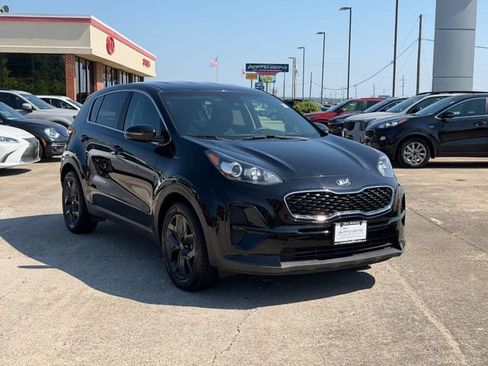 Certified 2022 Kia Sportage LX w/ LX FWD Value Edition Package image 1