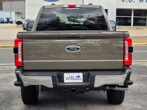 New 2026 Ford F250 Lariat w/ Chrome Package image 4