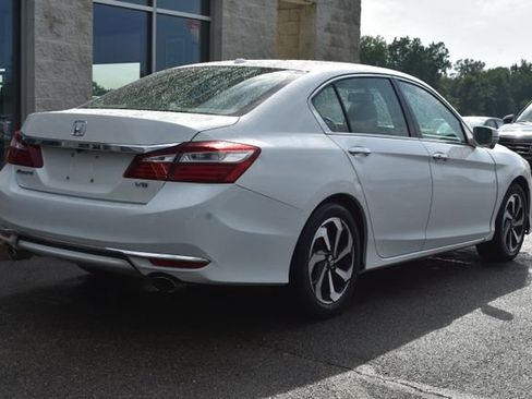 Used 2016 Honda Accord EX-L image 17