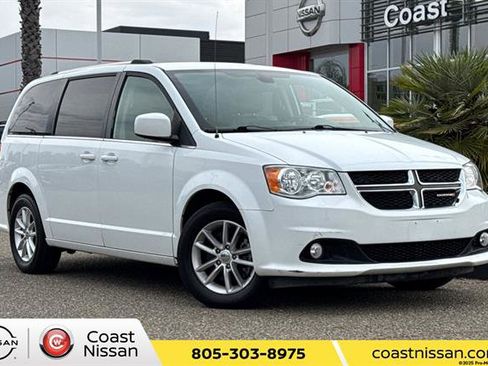 Used 2019 Dodge Grand Caravan SXT image 1