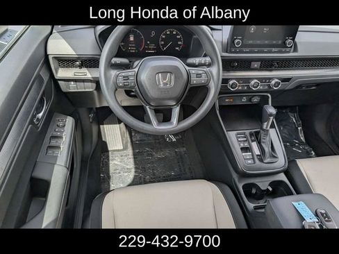 Used 2025 Honda CR-V LX image 19