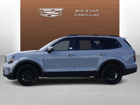 Used 2025 Kia Telluride EX X-Line image 2