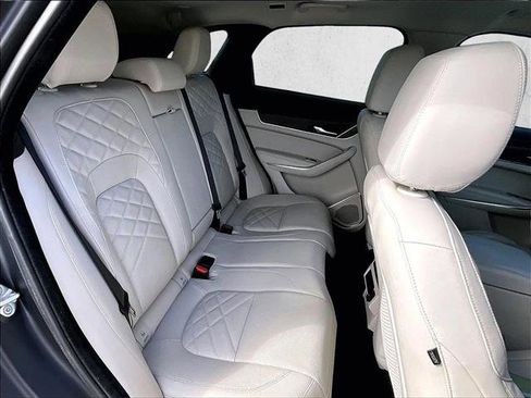 Used 2023 Jaguar F-PACE S AWD/4WD image 26
