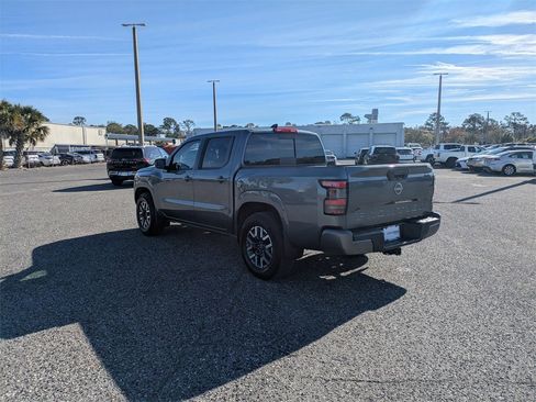 Used 2024 Nissan Frontier SL w/ Technology Package image 5