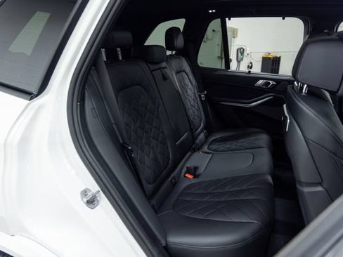 Used 2026 BMW X5 xDrive40i AWD/4WD image 24
