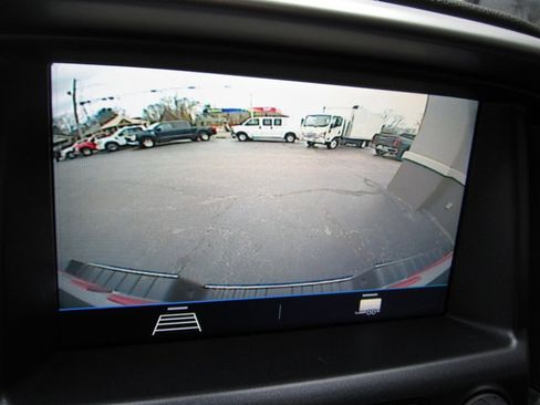 Used 2022 Chevrolet Colorado LT w/ Luxury Package RWD image 20