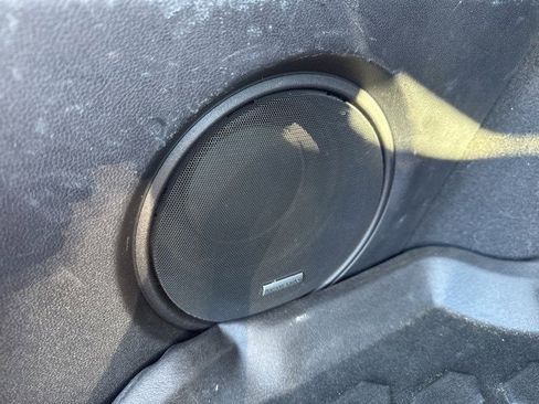 Used 2020 Subaru Outback Limited w/ Popular Package #2 image 13